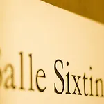 Le Six Hotel París