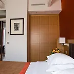 Hotel Le Six
