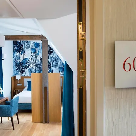 Le Six Hotel Paris