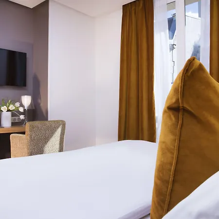 Hotell Le Six Paris