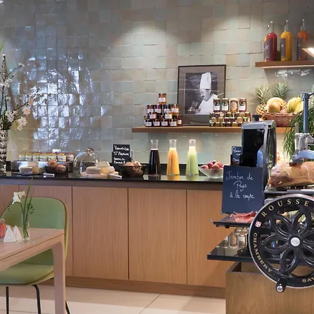 Hotell Le Six Paris