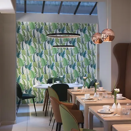 Hotel Le Six