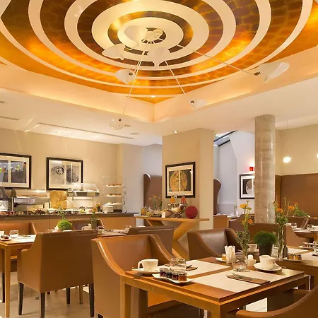 Le Six 4* Paris