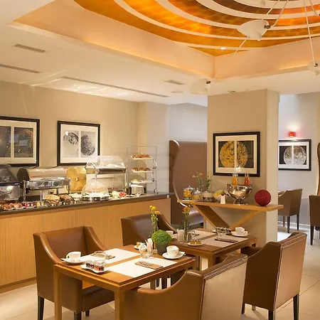 Hotel Le Six