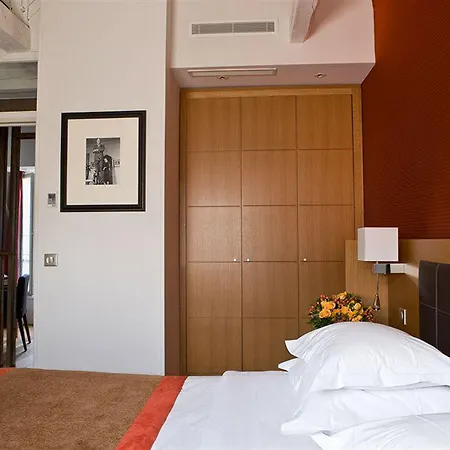 Hotel Le Six
